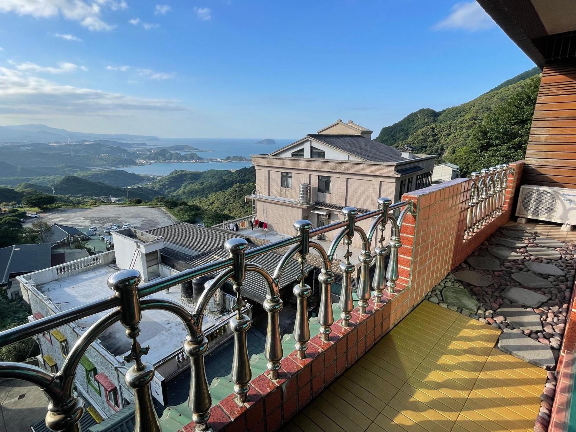 Jing Zhan Jiufen Bilik gambar